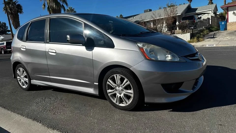 2009 Honda Fit - Image 14 of 20