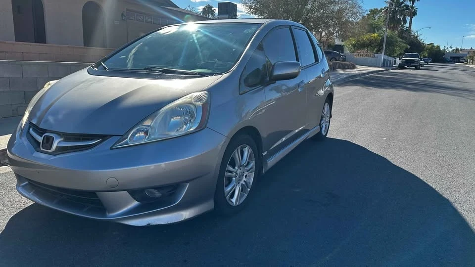 2009 Honda Fit - Image 8 of 20
