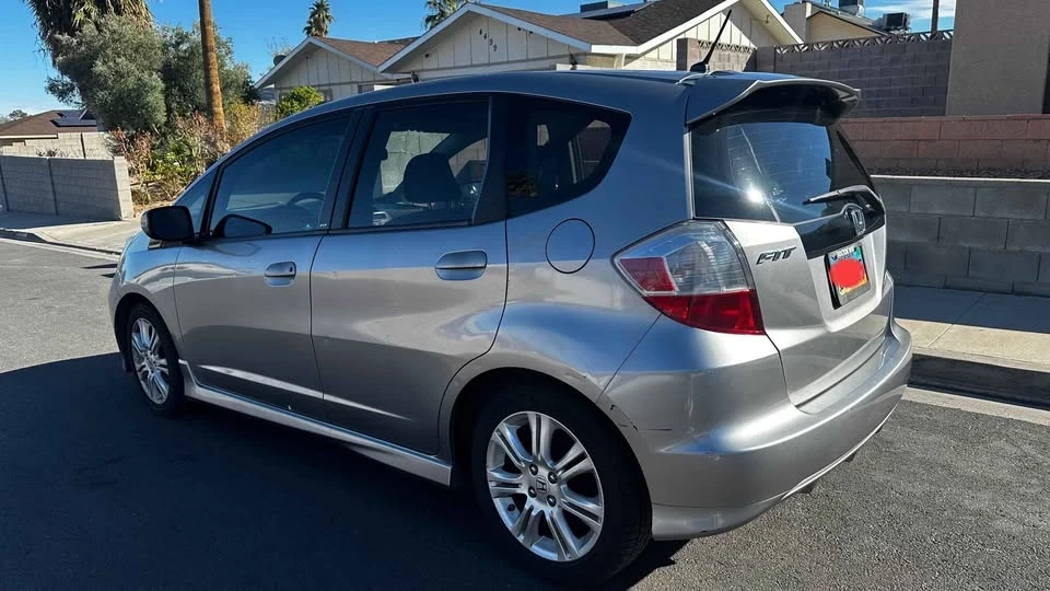 2009 Honda Fit - Image 12 of 20