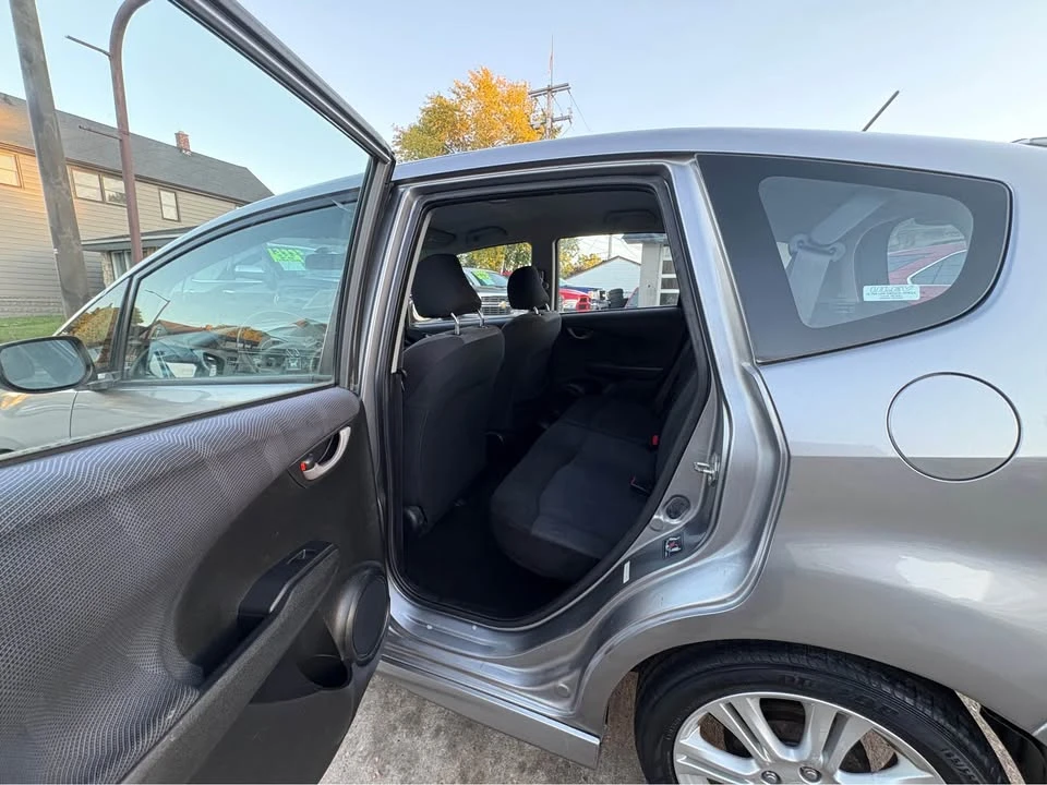 2009 Honda Fit - Image 14 of 20