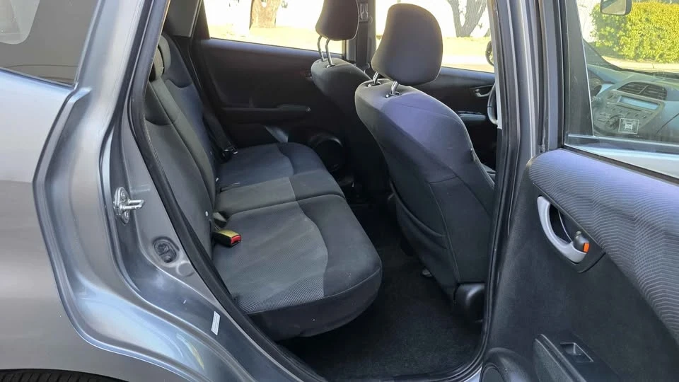 2009 Honda Fit - Image 8 of 14