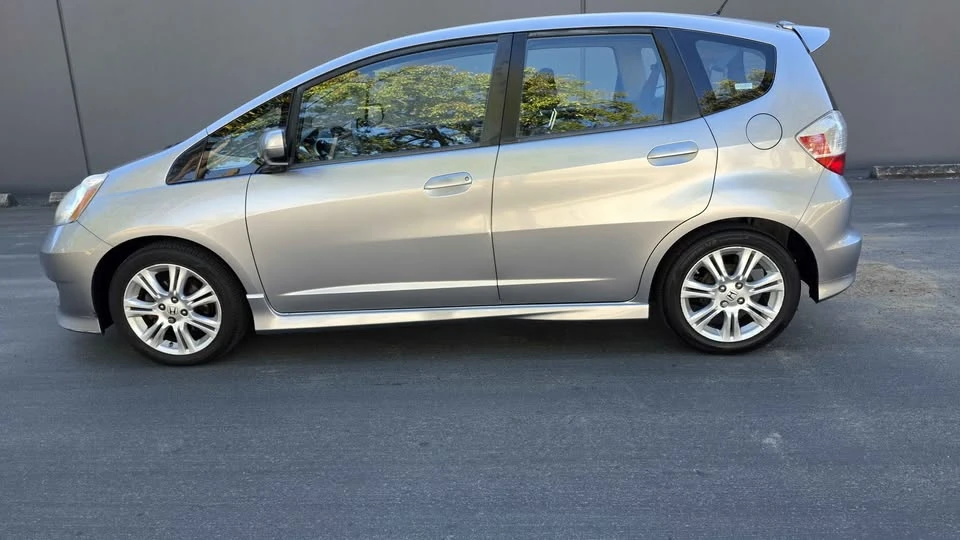 2009 Honda Fit - Image 4 of 14