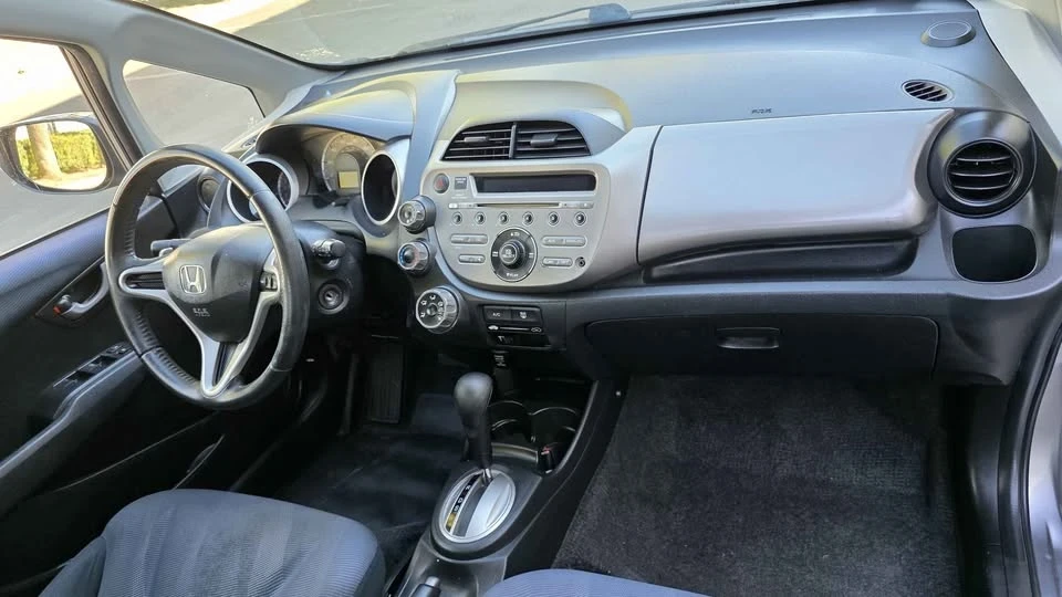2009 Honda Fit - Image 12 of 14