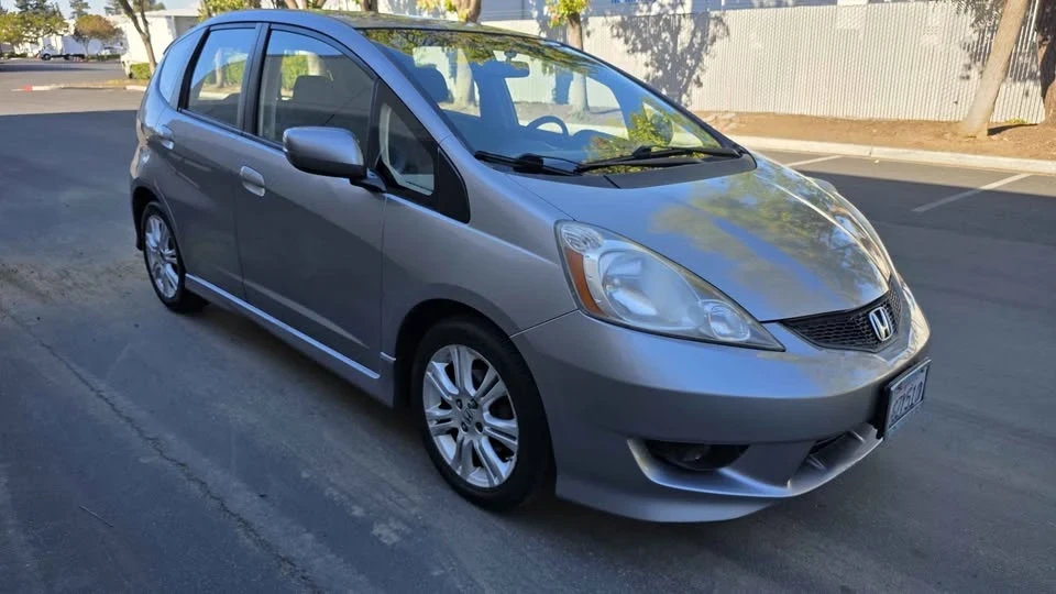 2009 Honda Fit - Image 2 of 14