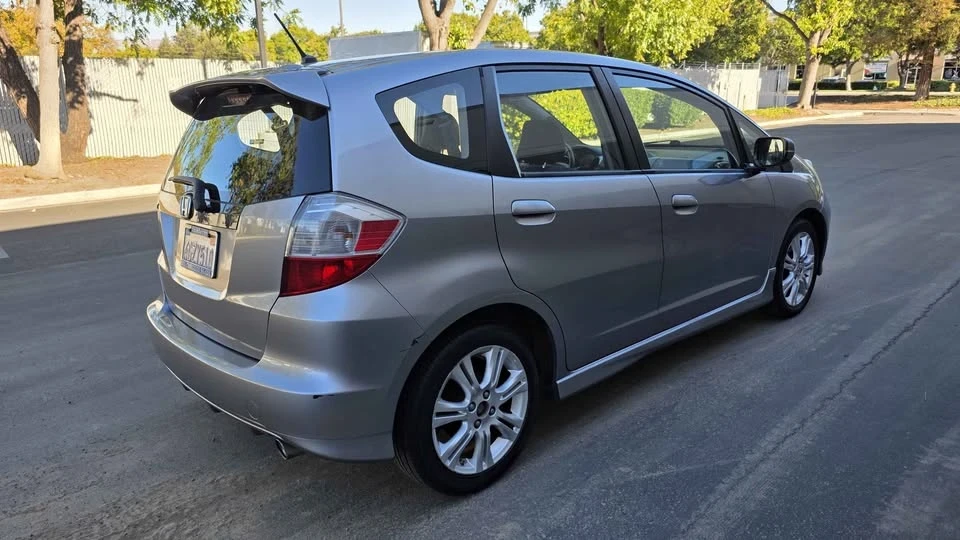 2009 Honda Fit - Image 4 of 14