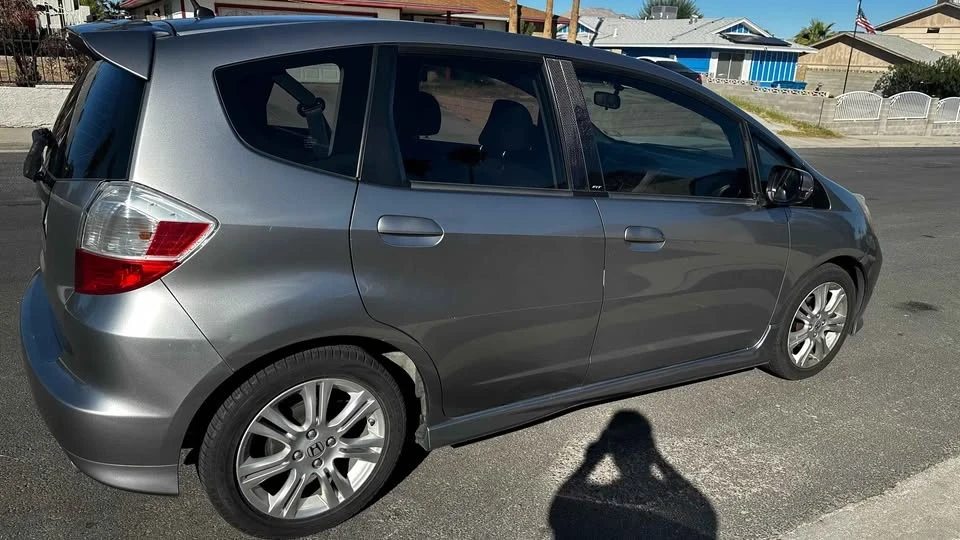 2009 Honda Fit - Image 16 of 20