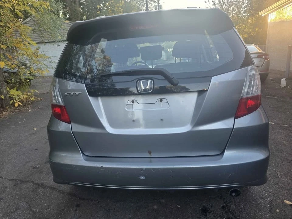 2009 Honda Fit - Image 14 of 17
