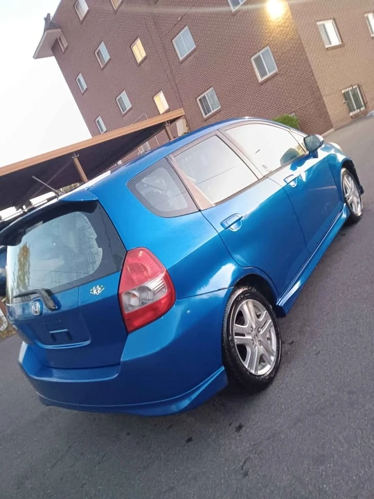 2009 Honda Fit - Image 5 of 13