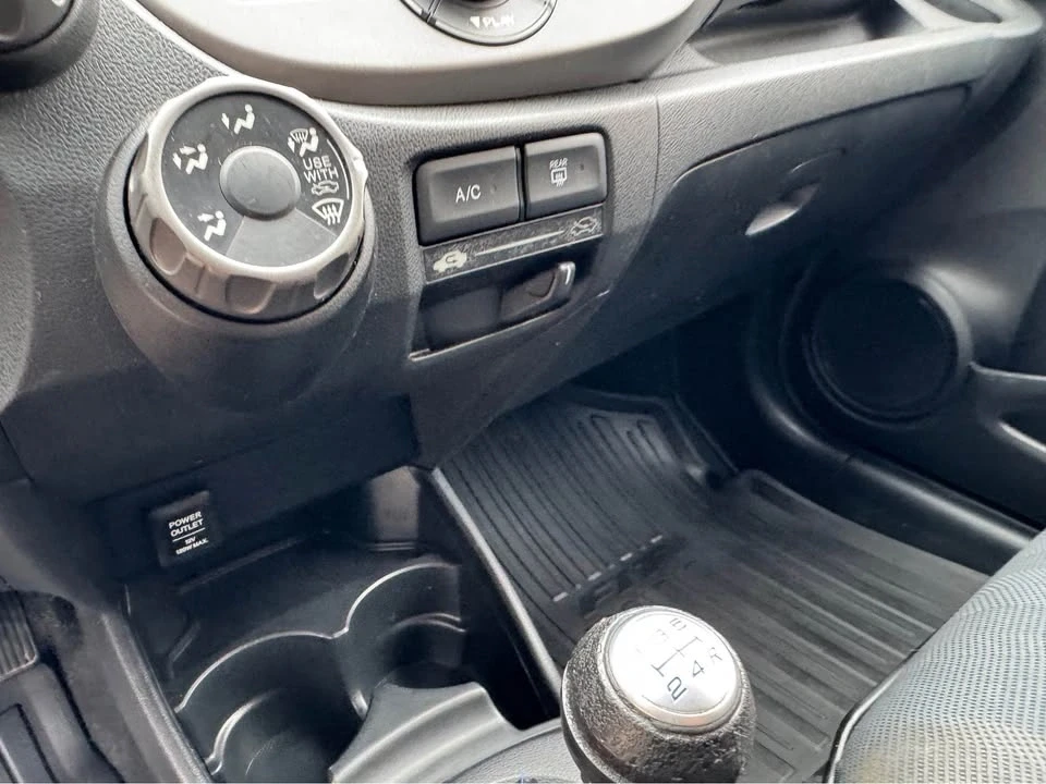 2009 Honda Fit - Image 15 of 20