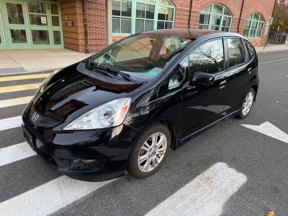 2009 Honda Fit - Image 2 of 7