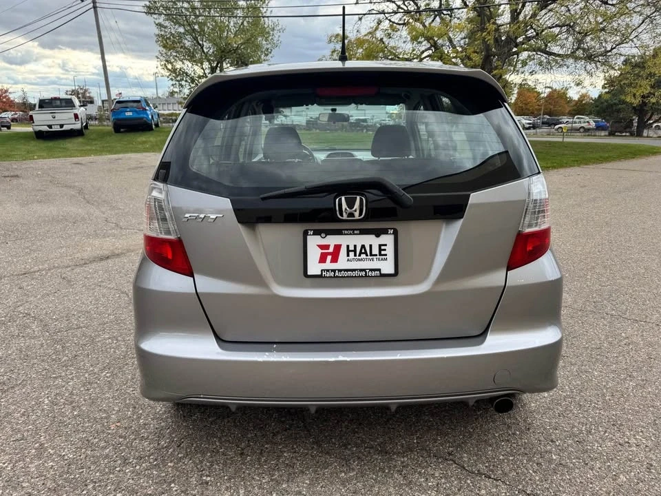 2009 Honda Fit - Image 8 of 20
