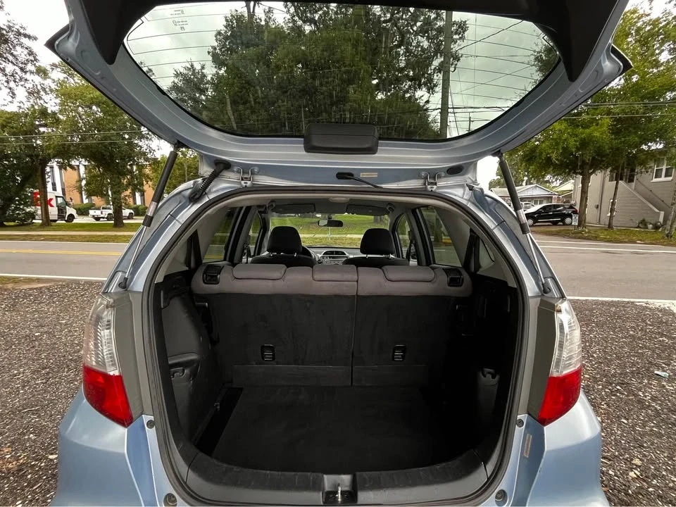 2009 Honda Fit - Image 13 of 18