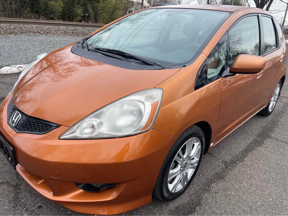 2009 Honda Fit - Image 2 of 12