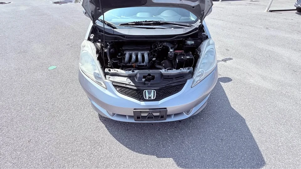 2009 Honda Fit - Image 5 of 15