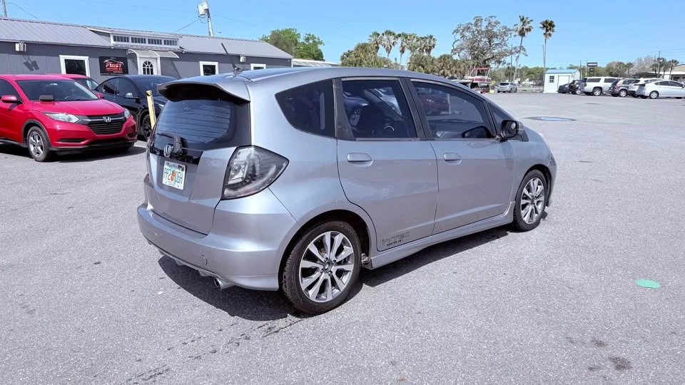 2009 Honda Fit - Image 7 of 15