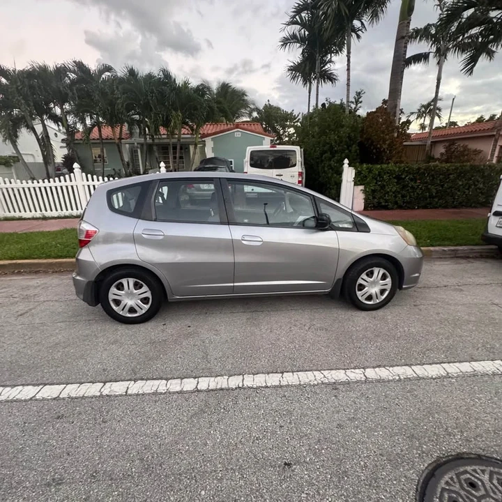 2009 Honda Fit - Image 7 of 10