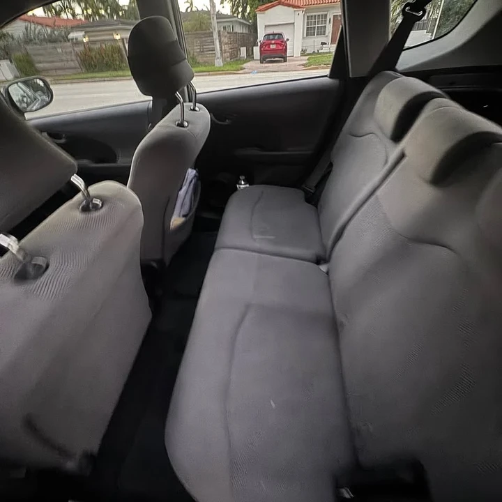 2009 Honda Fit - Image 9 of 10