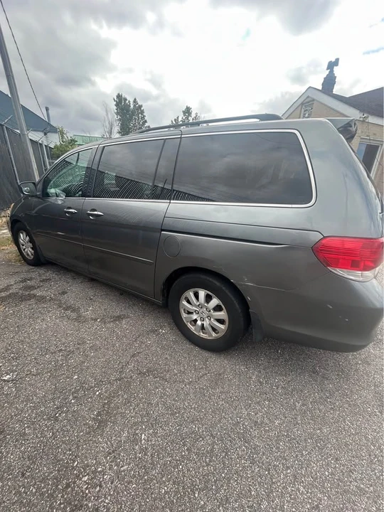 2009 Honda Odyssey - Image 2 of 5