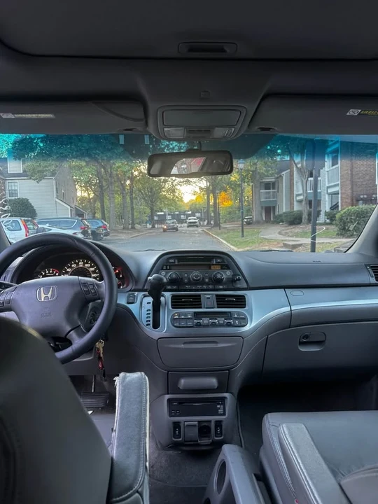 2009 Honda Odyssey - Image 9 of 10