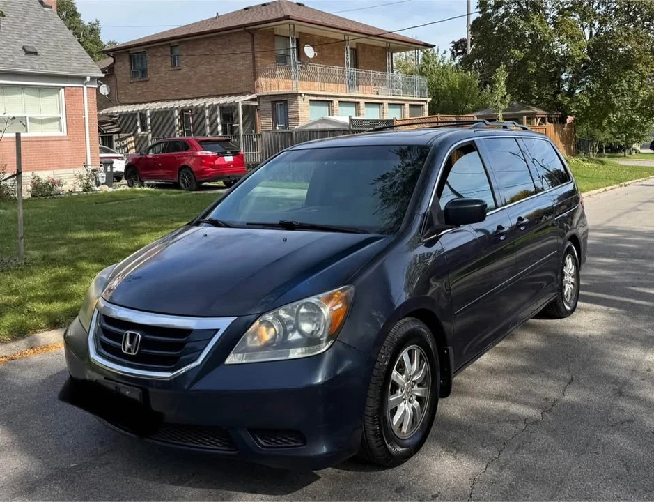 2009 Honda Odyssey - Image 2 of 7