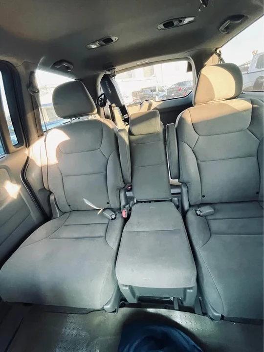 2009 Honda Odyssey - Image 4 of 5