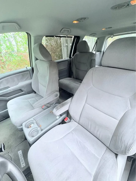 2009 Honda Odyssey - Image 2 of 2