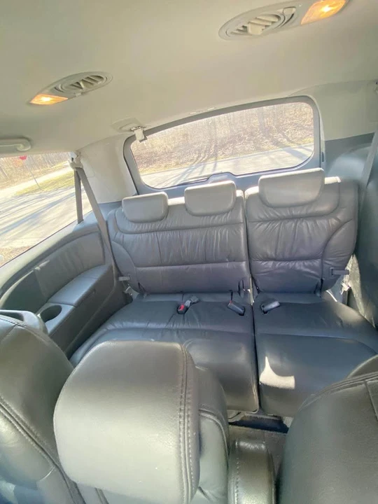 2009 Honda Odyssey - Image 12 of 20