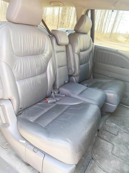 2009 Honda Odyssey - Image 10 of 20