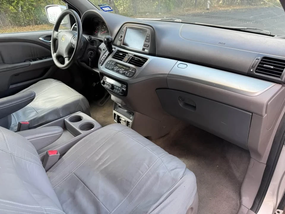 2009 Honda Odyssey - Image 7 of 8