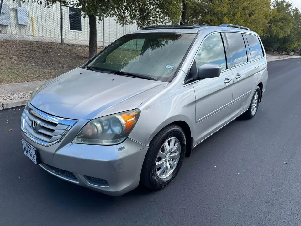 2009 Honda Odyssey - Image 2 of 8