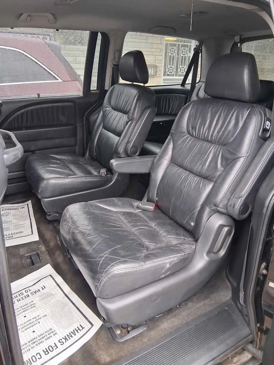 2009 Honda Odyssey - Image 6 of 8
