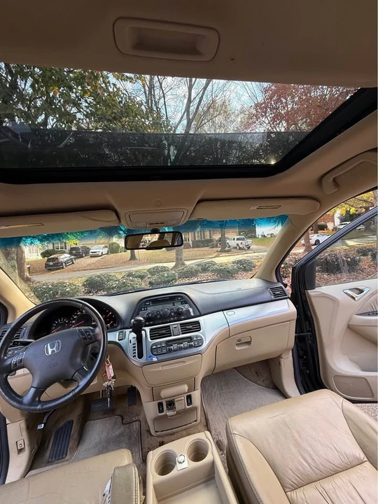 2009 Honda Odyssey - Image 13 of 15