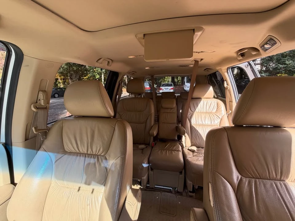 2009 Honda Odyssey - Image 8 of 12
