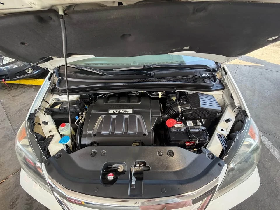 2009 Honda Odyssey - Image 11 of 12