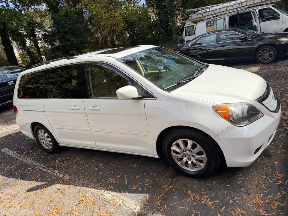 2009 Honda Odyssey - Image 3 of 12