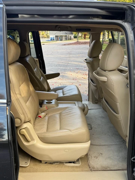 2009 Honda Odyssey - Image 8 of 15