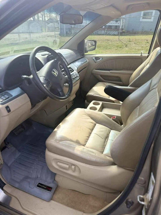 2009 Honda Odyssey - Image 8 of 16