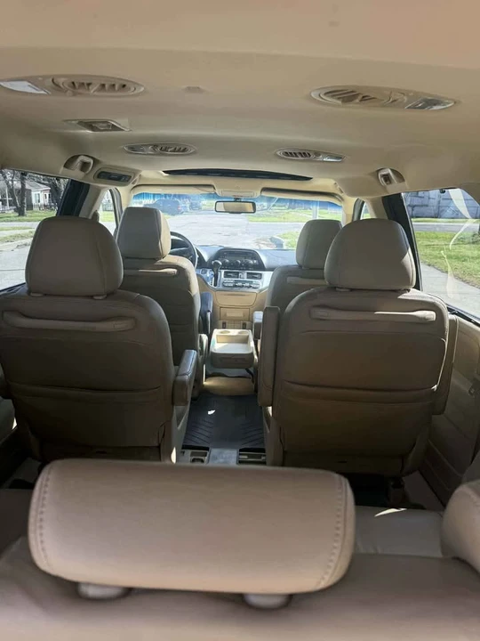 2009 Honda Odyssey - Image 13 of 16