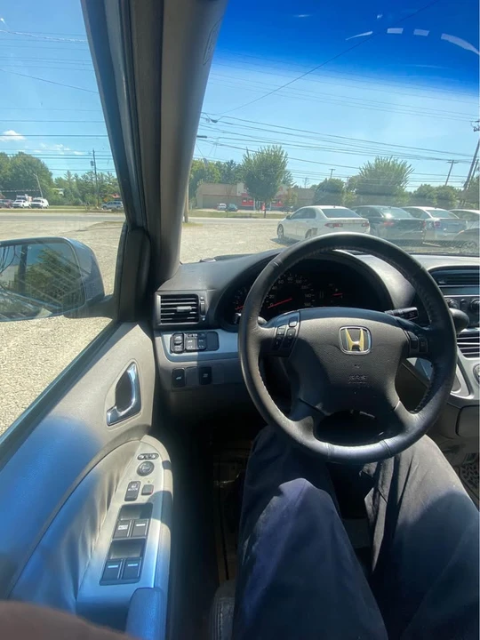 2009 Honda Odyssey - Image 17 of 17