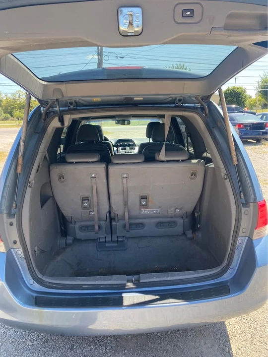 2009 Honda Odyssey - Image 13 of 17