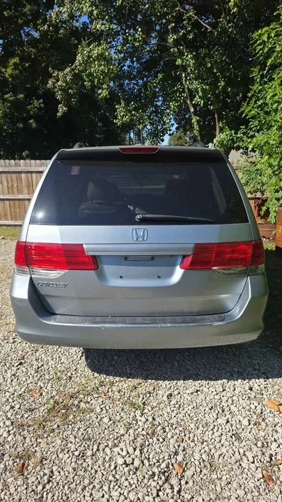 2009 Honda Odyssey - Image 2 of 8