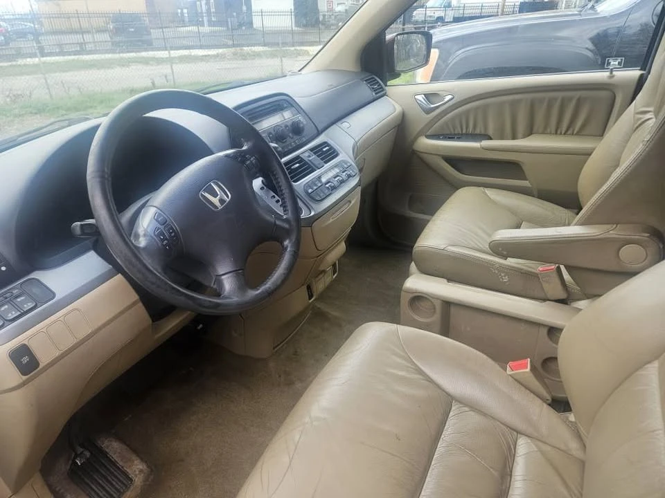 2009 Honda Odyssey - Image 6 of 7