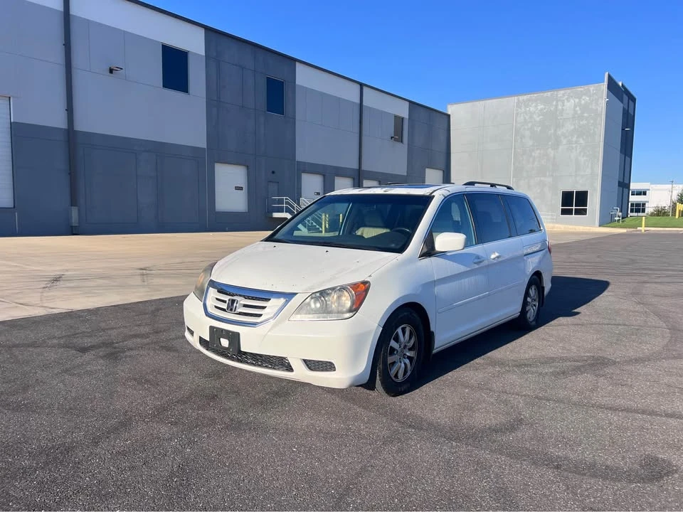 2009 Honda Odyssey - Image 2 of 10