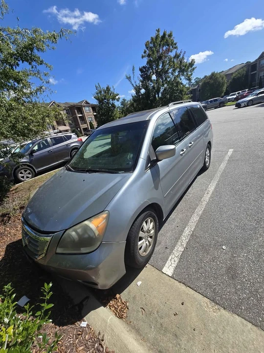 2009 Honda Odyssey - Image 2 of 3