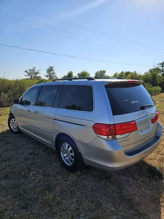 2009 Honda Odyssey - Image 3 of 10