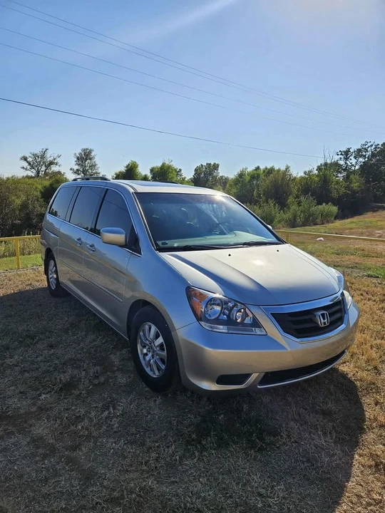 2009 Honda Odyssey - Image 2 of 10
