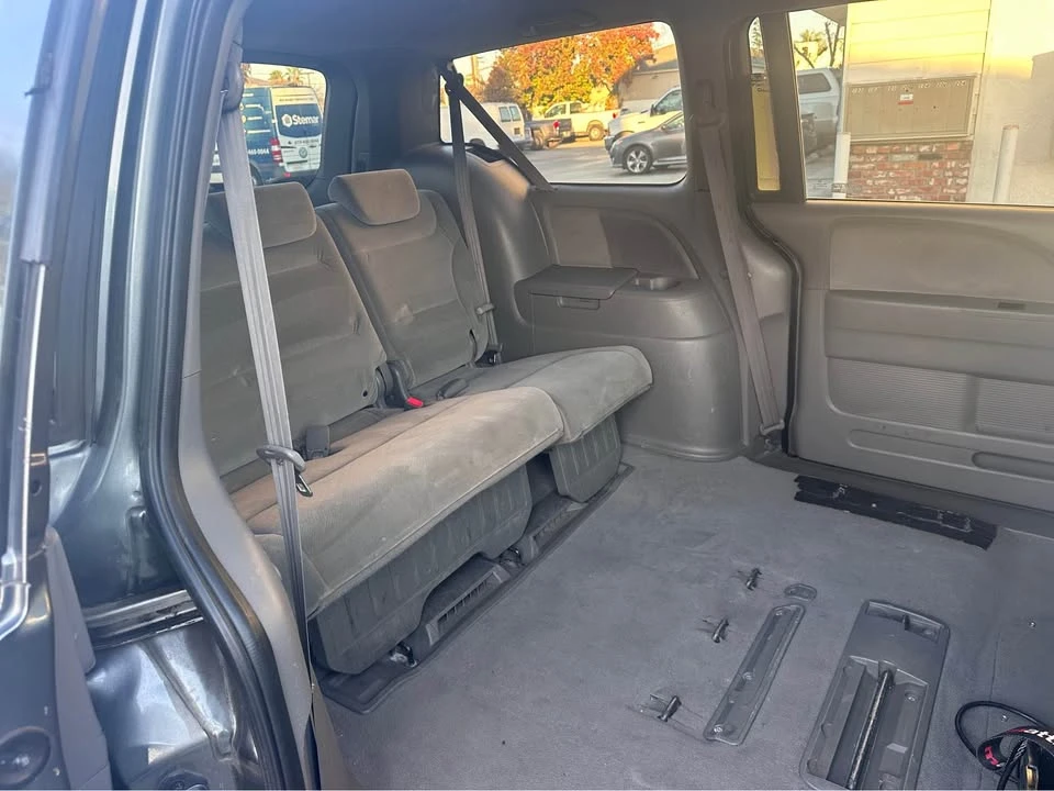 2009 Honda Odyssey - Image 9 of 17
