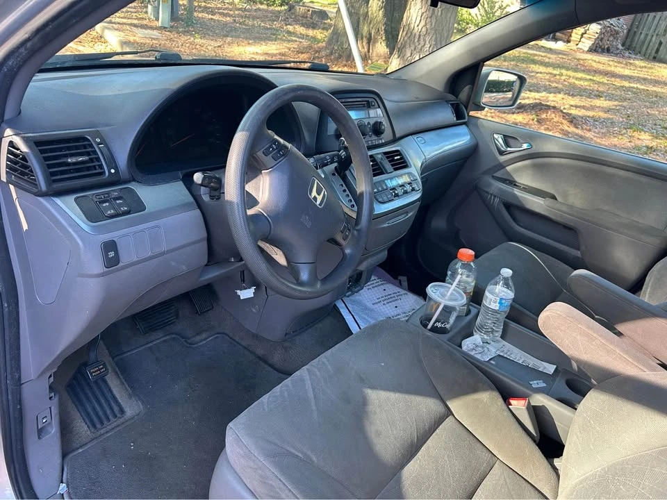 2009 Honda Odyssey - Image 10 of 10