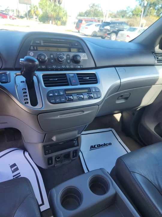 2009 Honda Odyssey - Image 9 of 16