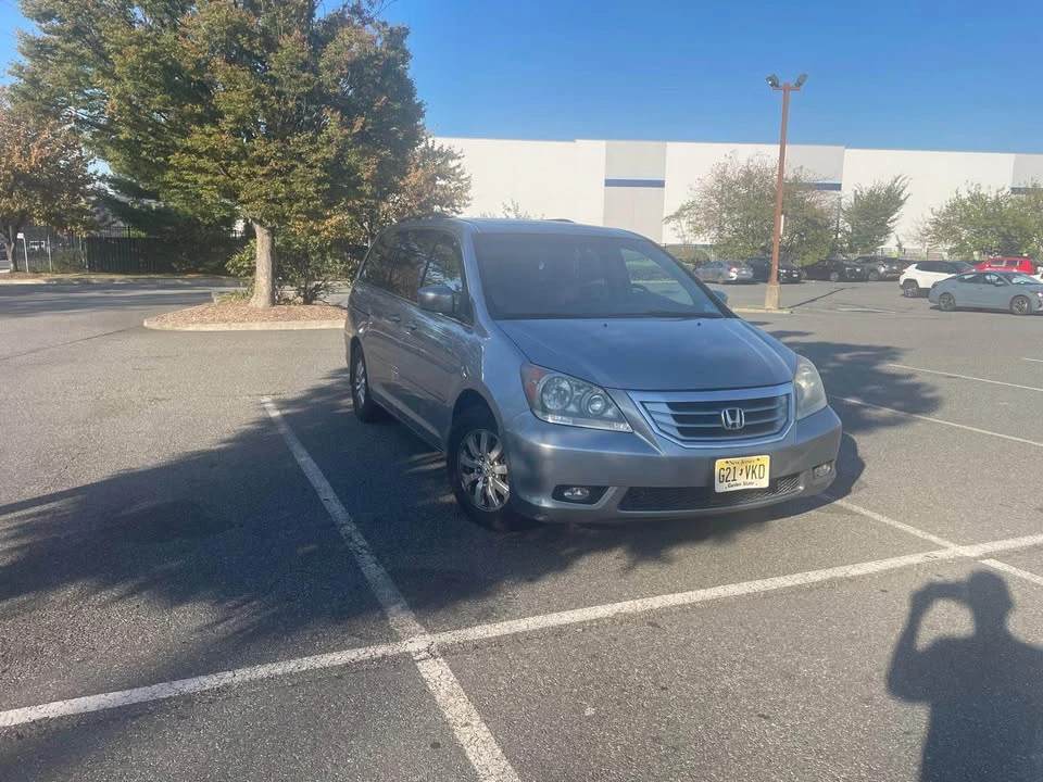 2009 Honda Odyssey - Image 3 of 7